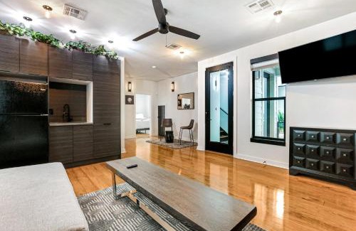 Faubourg Lafayette Villa | 5 bedroom Villa w private rooftop
