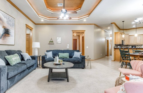 Del City House | 5-bedroom With 6 Beds for Social Gathering