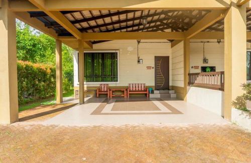 Labu House | 5 Bedrooms Homestay with Private Pool (SEROJA)