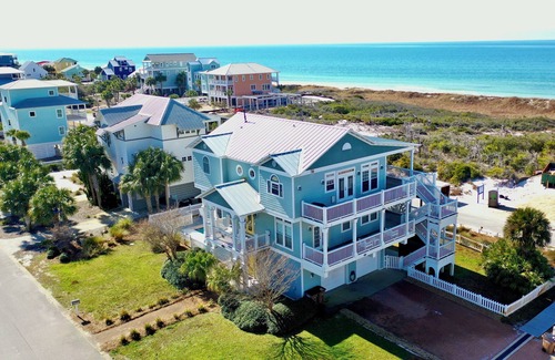 Seagrass House | 5 BR, 4.5 Bath, Private Pool, Sleeps 17.