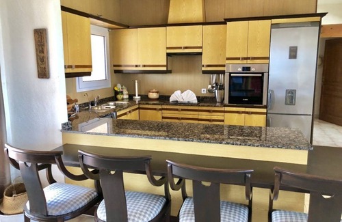 Javea Villa | 5 br villa. lg Pool Mountain top views next to national park. 10 min to beach.