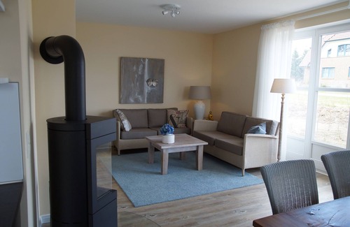 Rosenhagen House | 5 * holiday home on the Baltic beach with sauna, fireplace, Wi-Fi and garden