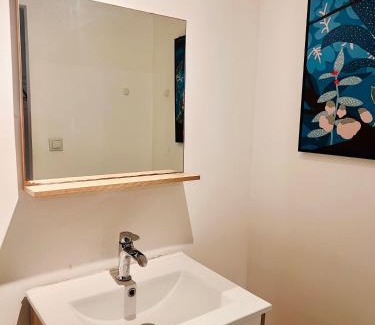 Poitiers Apartment | 5- les érables mauves