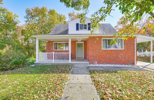 Rosedale Cottage | 5 Mi to Downtown Baltimore: Quiet Home w/Porch