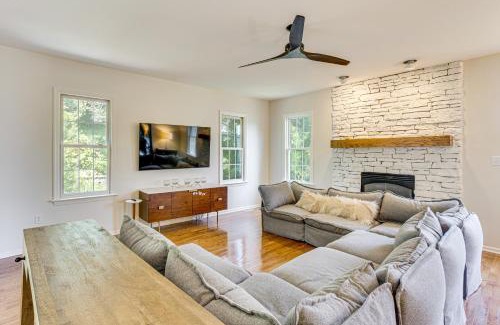 York House | 5 Mi to Dtwn York Spacious Family Home