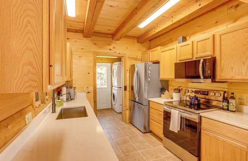 Pagosa Springs Cabin | 5 Mi to Dwtn: Pagosa Springs Cabin w/Mtn Views!