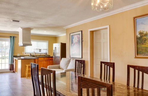 Fruitland Park Apartment | 5 Mi to Lake Sumter Landing: Bright Home w/Patio