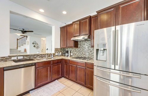 Cardinal Hills House | 5 Mi to Lake Travis: Pet-Friendly Home w/Yard!