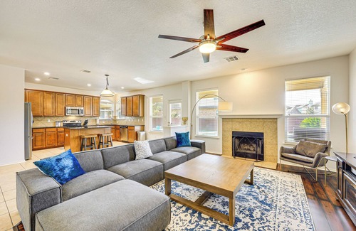 Cibolo House | 5 Mi to Randolph AFB: Spacious Cibolo Haven!