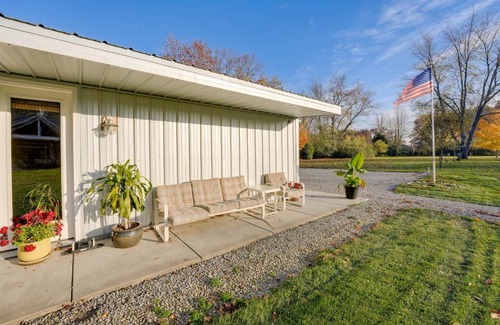 White Pigeon Apartment | 5 Mi to St Joseph River Apartment with Fire Pit!