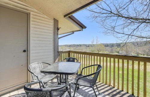 Table Rock Apartment | 5 Mi to Strip! Pointe Royale Condo with Indoor Pool