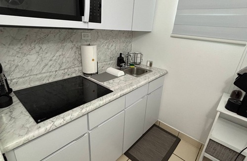 Levittown Apartment | 5 min from the beach, cozy apartment with terrace!