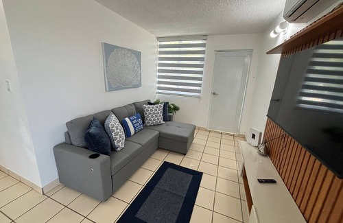Levittown Apartment | 5 min from the beach, cozy apartment with terrace!
