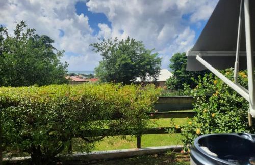 Trois-Rivieres Apartment | 5 min plage T2 avec Jacuzzi pour Retraités ou Jeune couple