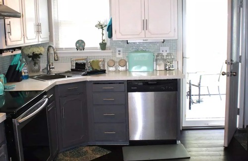 Charlottesville House | 5 min to Downtown C'ville, 3b/2b Comfortable!