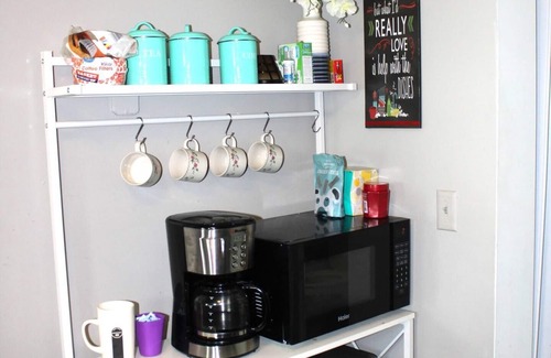 Charlottesville House | 5 min to Downtown C'ville, 3b/2b Comfortable!