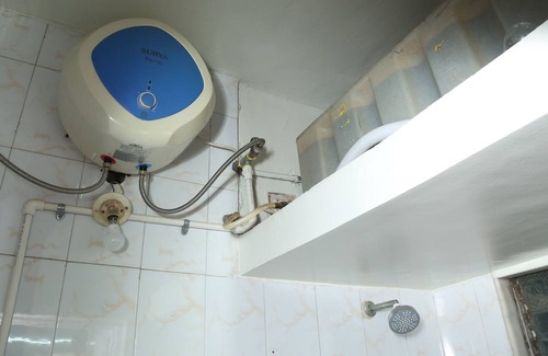 Pune Apartment | 5 min to Highway