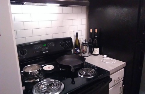 Nassau Bay Apartment | 5 min to Houston Space Center