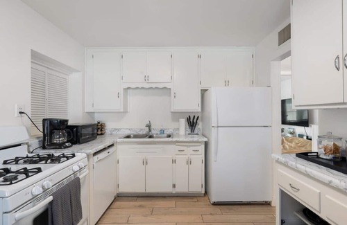 Cavalier Vista House | *5 Min to Old Town | Huge Backyard! | Golf 3 Min*
