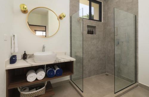 Playa Langosta Apartment | 5 min walk to the beach - Bo Jungle Tamarindo 1