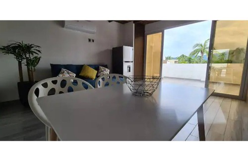 Manzanillo Apartment | 5 mins from beach and interesting places! Weekly and monthly discount available!