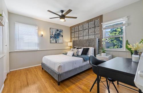 Monrovia House | 5 Mins Walk To Oldtown Monrovia Cozy 4 Br Home
