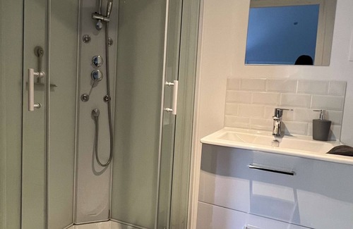 Chatellerault Apartment | 5-minute walk from TGV station