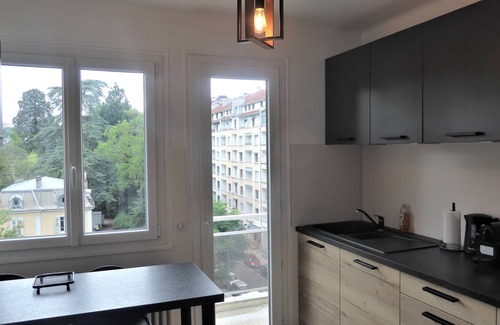 Annecy Old Town Apartment | 5-minute walk from Lac d'Annecy, hyper center with parking, * classification