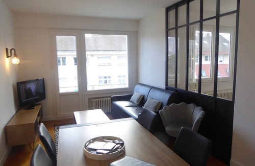 Annecy Old Town Apartment | 5-minute walk from Lac d'Annecy, hyper center with parking, * classification
