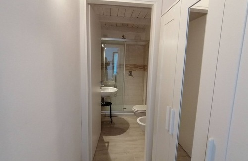 Fermo Apartment | 5 minutes from the sea, panoramic terrace and swimming pool - The cugnolo wagon