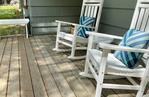 Montague Cottage | 5 Minutes to Lake Michigan - Old Channel Trail Cottage