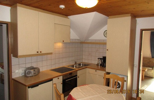 Keutschach am See Apartment | 5 minutes to the lake, view of the lake, free entry to the lido