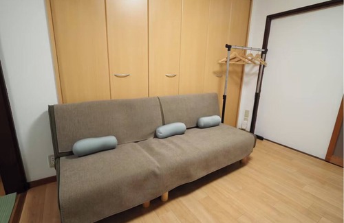 Kita House | 5 minutes walk to Tenjinbashisuji Rokuchome Station】10 minutes walk from Tenma Station/12:00 check-in - 12:00 check-out available/Rooftop terrace/Hammock/Infants allowed/2 toilets/Max. 9 people