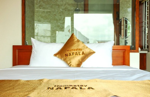 Cam Pho Bed & Breakfast | 5 minutes walking to the town center! Great rooms with balcony