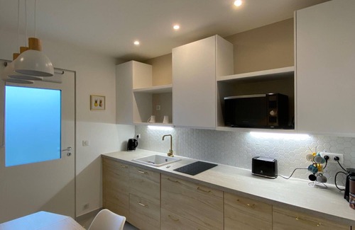 Auteuil Apartment | 5 mn from THOIRY theme park, 52 m2 apartment with private garden
