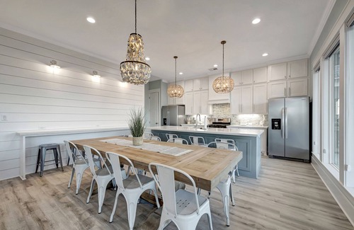 Crystal Beach House | 5 O' Clock Somewhere