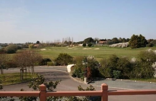 Talmont-Saint-Hilaire Apartment | 5-person apartment with lake view and 18-hole golf course not overlooked