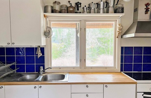 Ingaro House | 5 person holiday home in INGARÖ