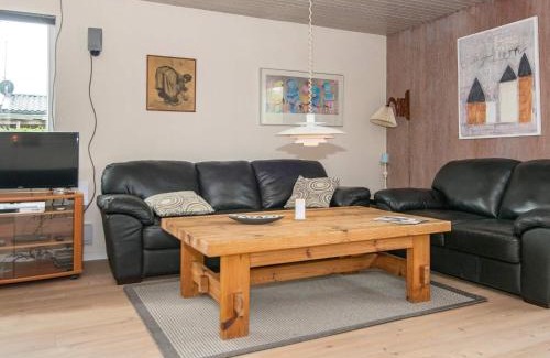 Hejlsminde Strand House | 5 person holiday home in Hejls-By Traum