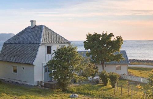 Florø House | 5 person holiday home in Svelgen-By Traum