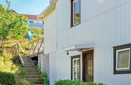 Roennaeng House | 5 person holiday home in DYRÖN