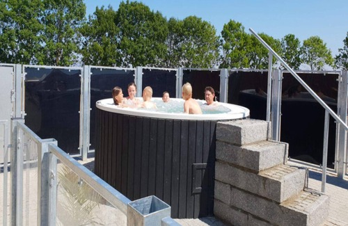 Holbaek House | 5 Person Holiday Park Home in Holbaek