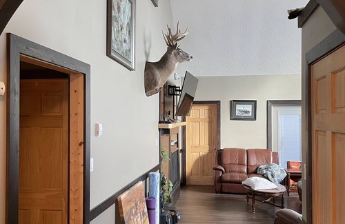 Fox Creek House | 5 rooms for rent in a high end home with shared 5 piece bathroom, huge kitchen