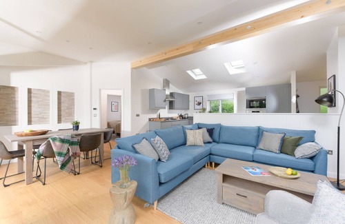 Dobwalls Cottage | 5 SOUTHERN PLACE, family friendly, with hot tub in Dobwalls