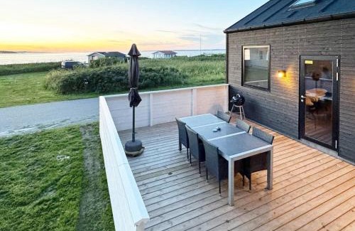 Hvalpsund House | 5 star holiday home in Farsø-By Traum