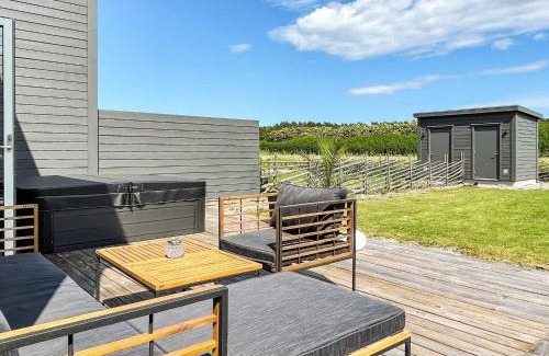 Morbylanga House | 5 star holiday home in MÖRBYLÅNGA