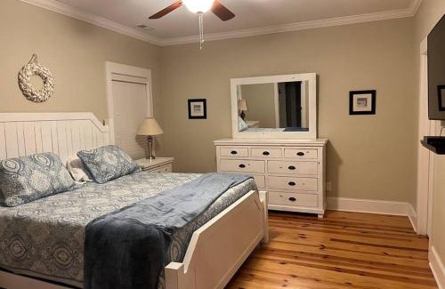 North Litchfield Beach House | 5 Star Home Away from Home Beach & Golf