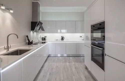 Tenby Apartment | 5 Star Luxury apartments sleep 4, spectacular views in perfect postcard setting