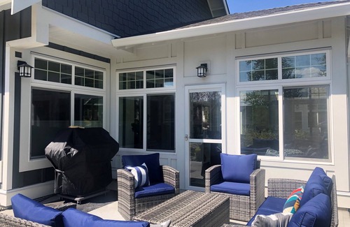 Okanagan-Similkameen House | 5 star rated, Family Friendly, mid meadow, close to pool/park - 4 bed, 2.5 bath