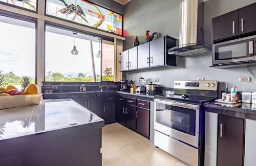 Boca Arenal Cabin | 5 STARS! Private Front Lake Home w/Pool, Kayaks, + beautiful tropical setting!